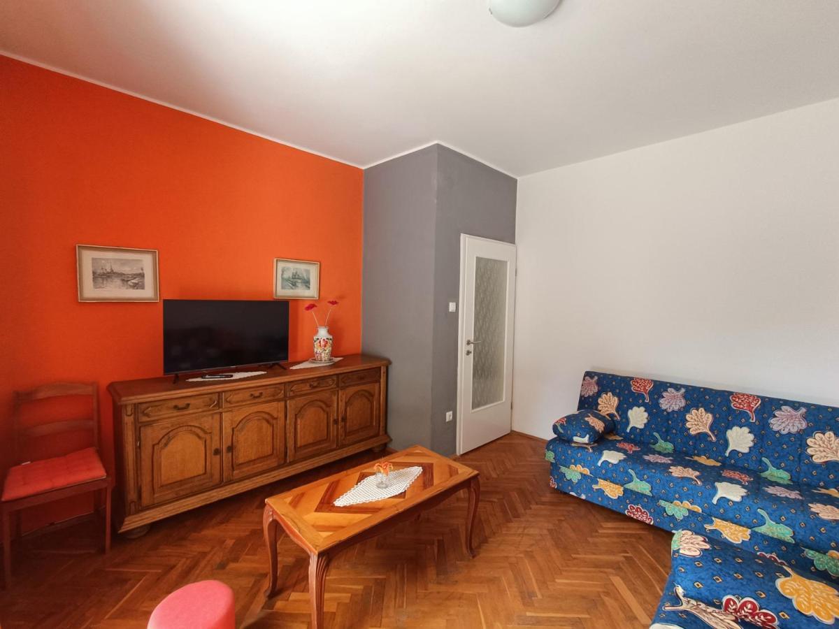 Apartment Pletikos Premantura Eksteriør billede